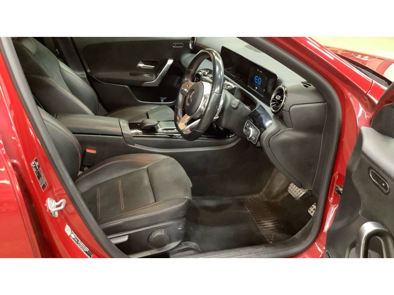 Mercedes-Benz A Class A250e AMG Line - U11298