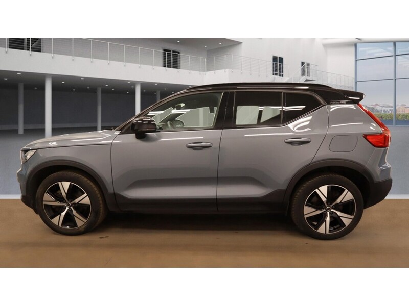 Volvo XC40 Plus - U11300