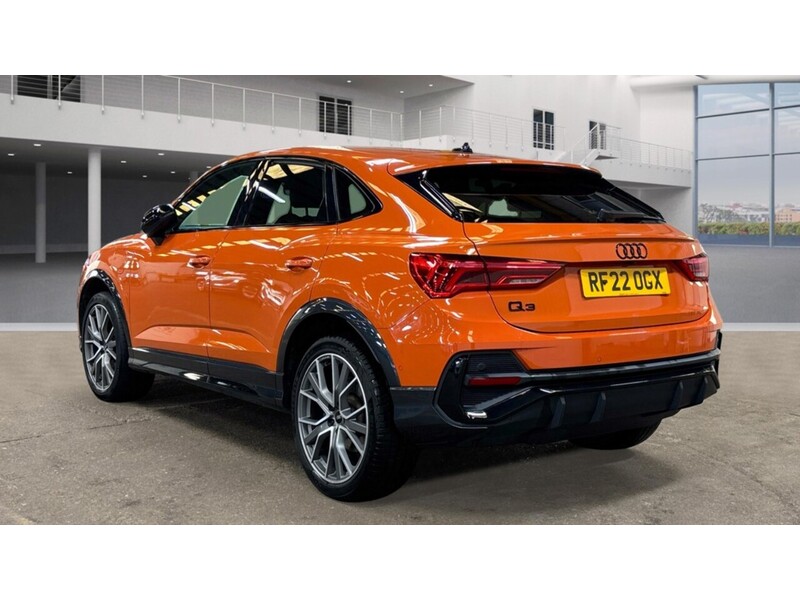 Audi Q3 TFSIe Vorsprung - U11309