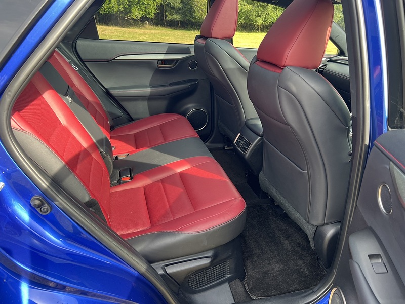 Lexus NX 300h F Sport - U11310