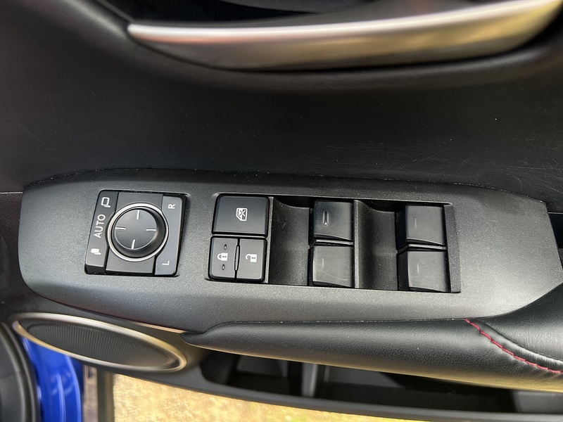 Lexus NX 300h F Sport - U11310