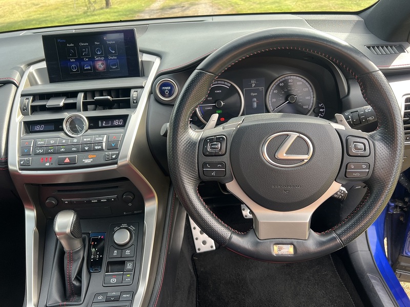 Lexus NX 300h F Sport - U11310