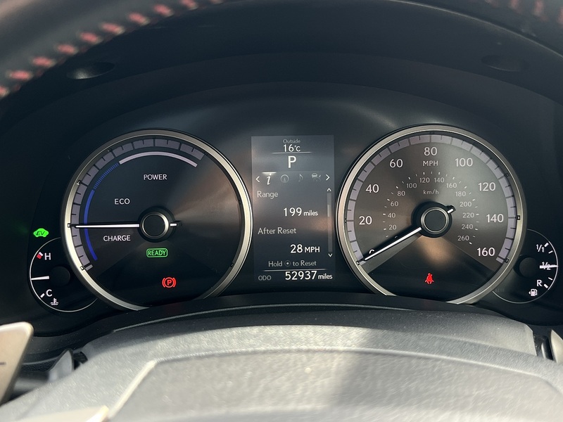 Lexus NX 300h F Sport - U11310