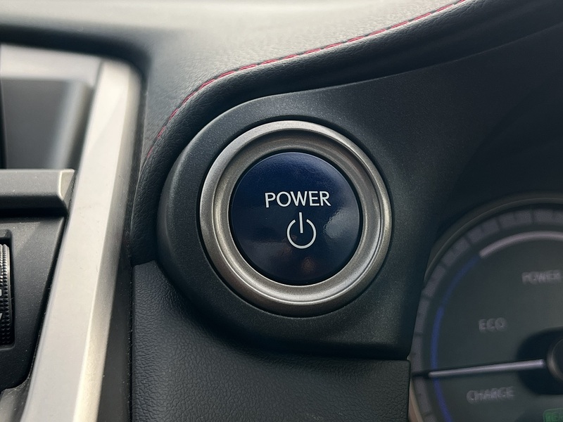 Lexus NX 300h F Sport - U11310