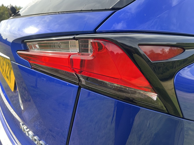 Lexus NX 300h F Sport - U11310