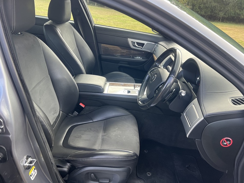 Jaguar XF d R-Sport - U11312