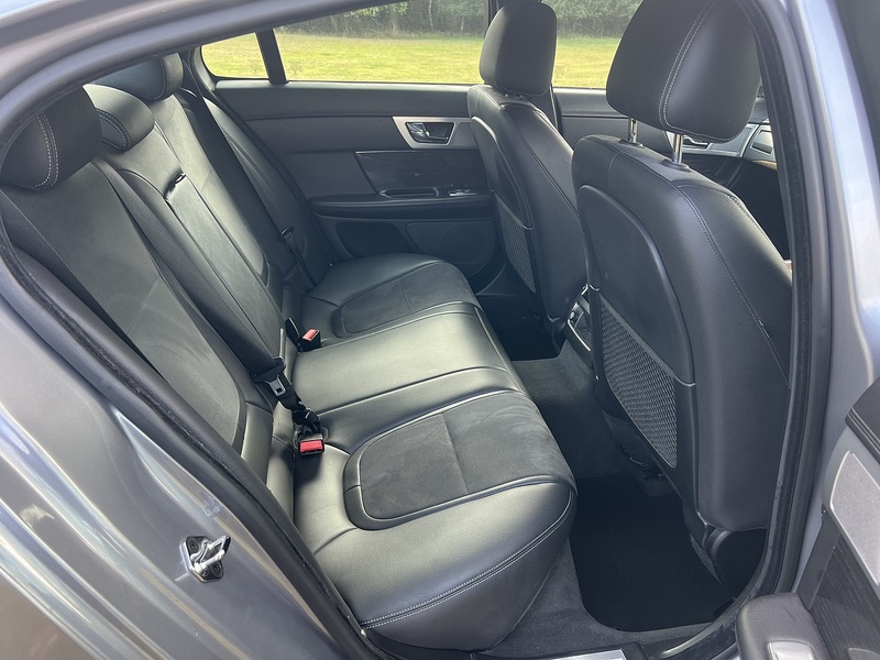 Jaguar XF d R-Sport - U11312