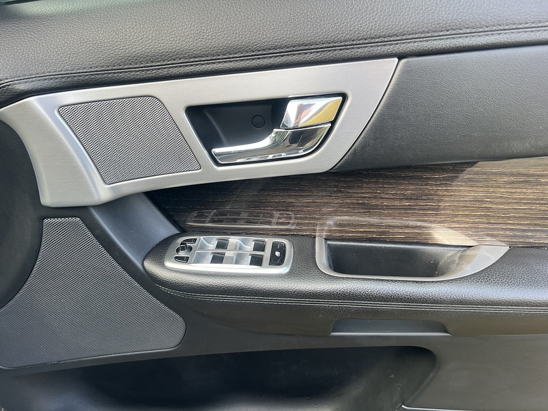 Jaguar XF d R-Sport - U11312