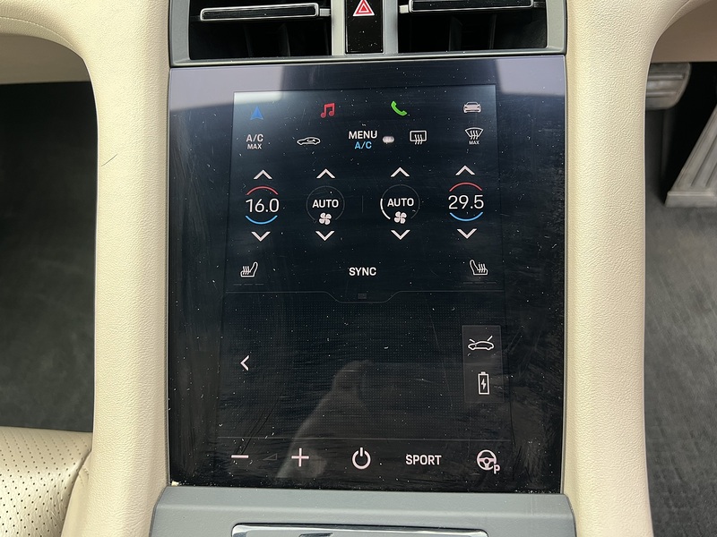 Porsche Taycan Performance Plus - U11316