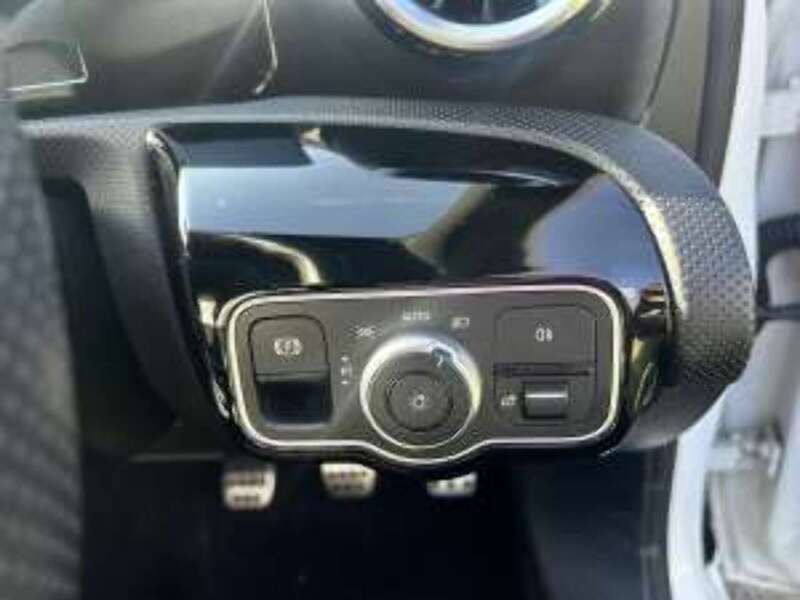 Mercedes-Benz A Class A180 AMG Line - U11317