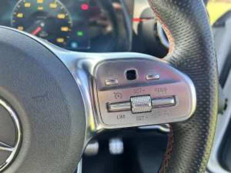Mercedes-Benz A Class A180 AMG Line - U11317