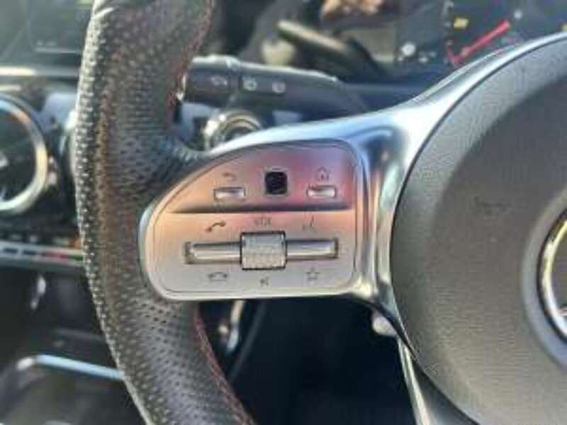 Mercedes-Benz A Class A180 AMG Line - U11317