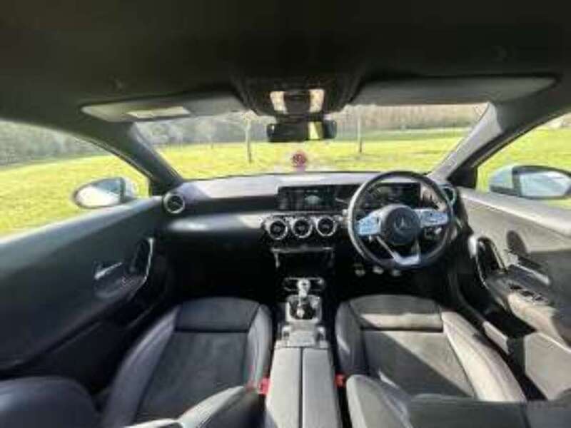 Mercedes-Benz A Class A180 AMG Line - U11317