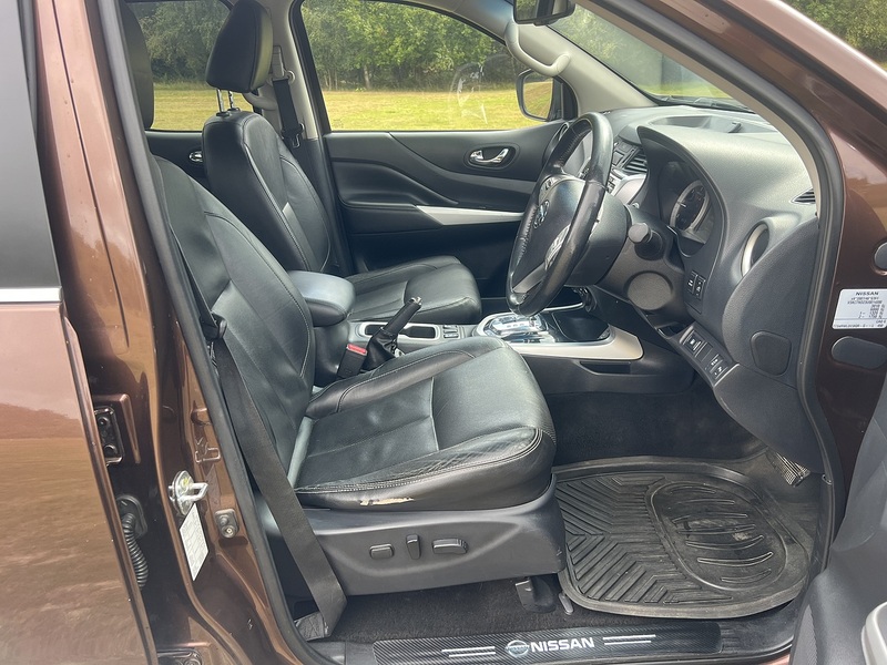 Nissan Navara dCi Tekna - U11320