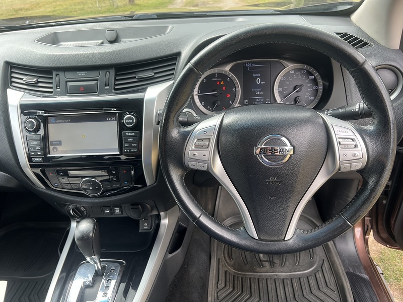 Nissan Navara dCi Tekna - U11320