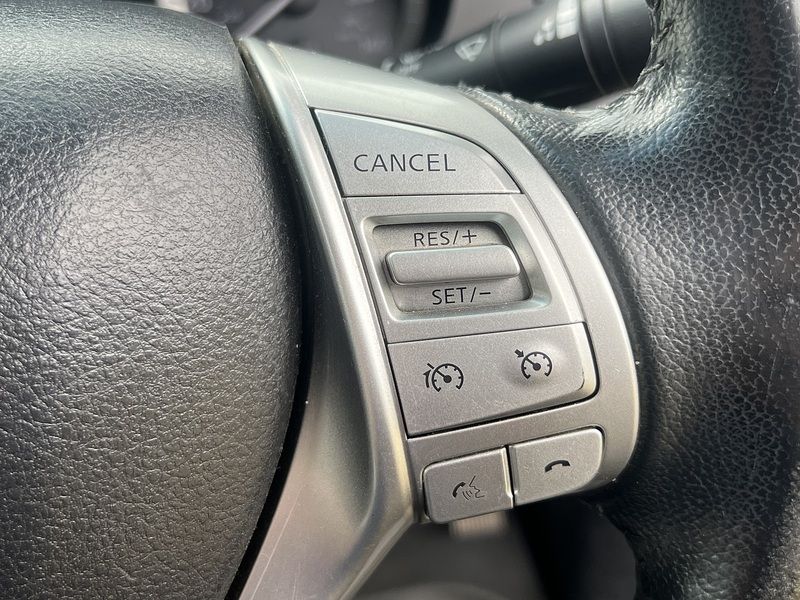 Nissan Navara dCi Tekna - U11320