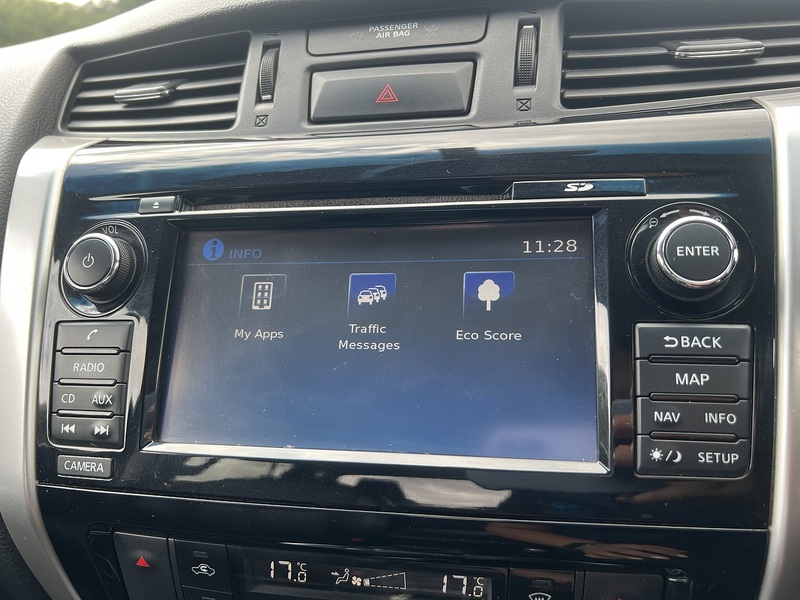 Nissan Navara dCi Tekna - U11320