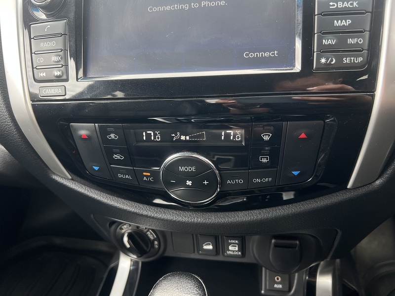 Nissan Navara dCi Tekna - U11320