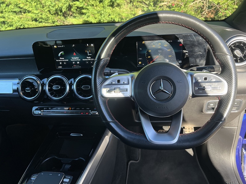 Mercedes-Benz GLB GLB200 AMG Line - U11322