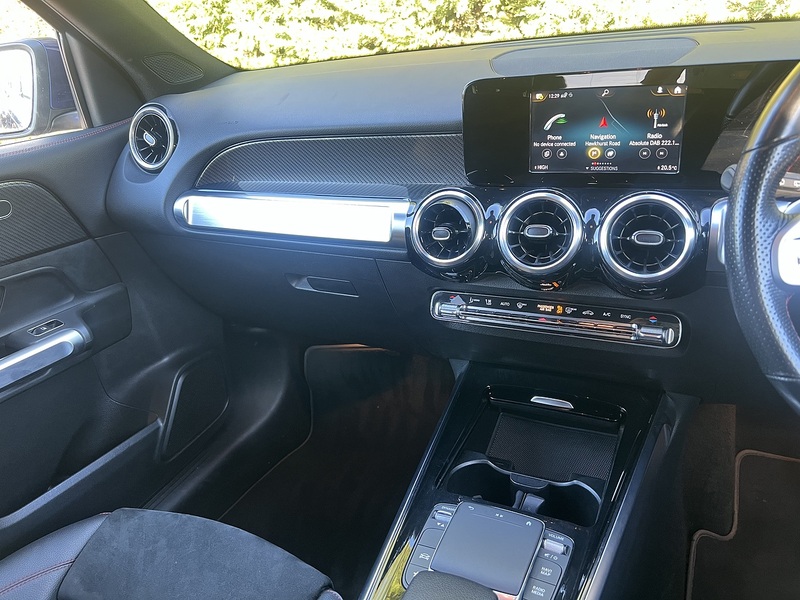 Mercedes-Benz GLB GLB200 AMG Line - U11322