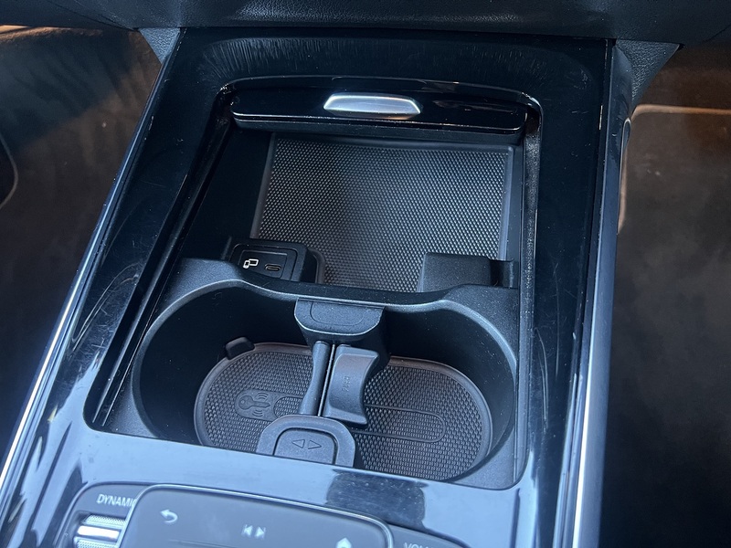 Mercedes-Benz GLB GLB200 AMG Line - U11322