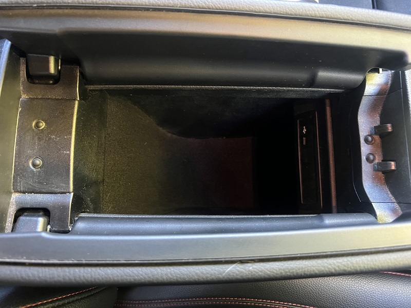 Mercedes-Benz GLB GLB200 AMG Line - U11322