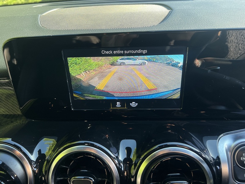 Mercedes-Benz GLB GLB200 AMG Line - U11322