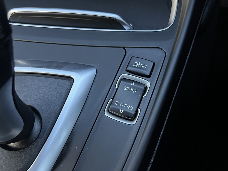 BMW 2 Series 218i M Sport - U11323