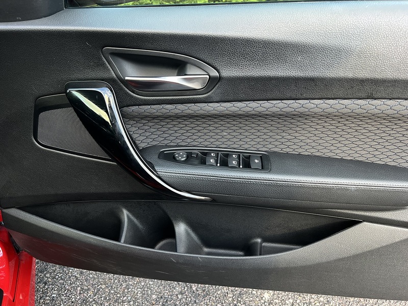 BMW 2 Series 218i M Sport - U11323