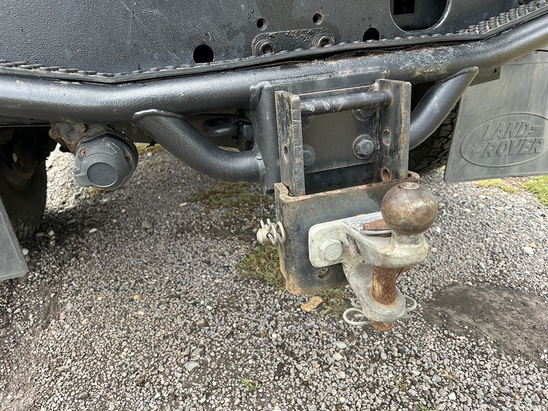 Land Rover Defender 110  - U11326