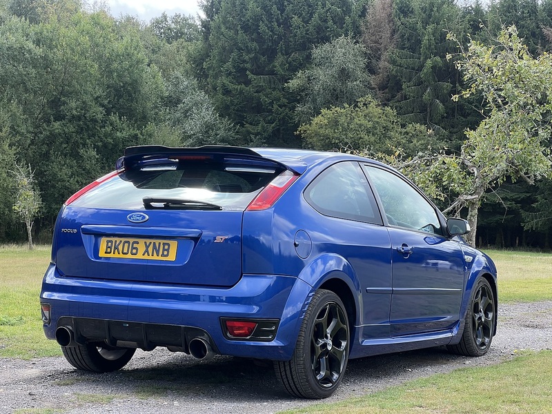 Ford Focus ST-2 - U11327