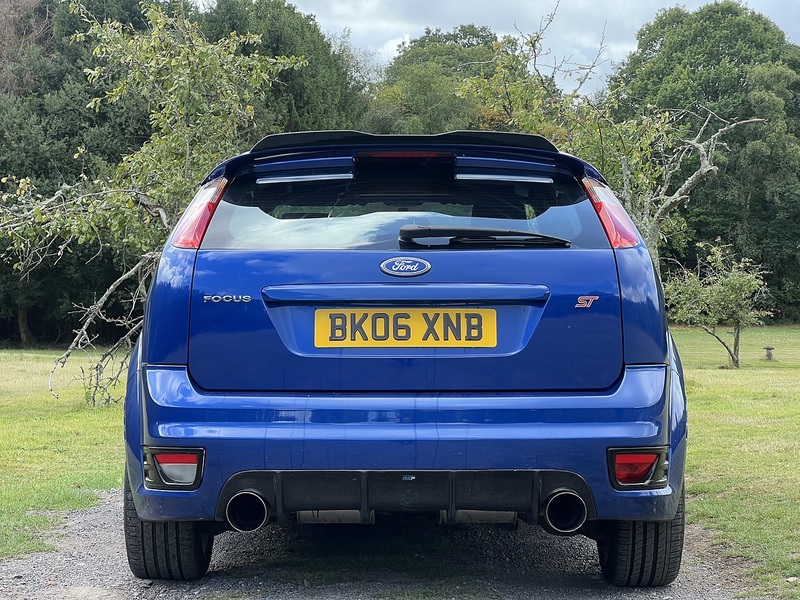 Ford Focus ST-2 - U11327