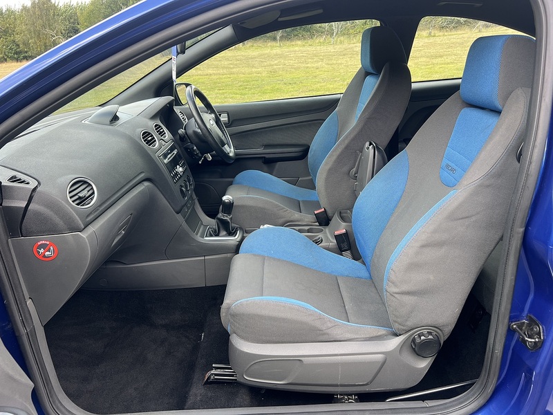 Ford Focus ST-2 - U11327