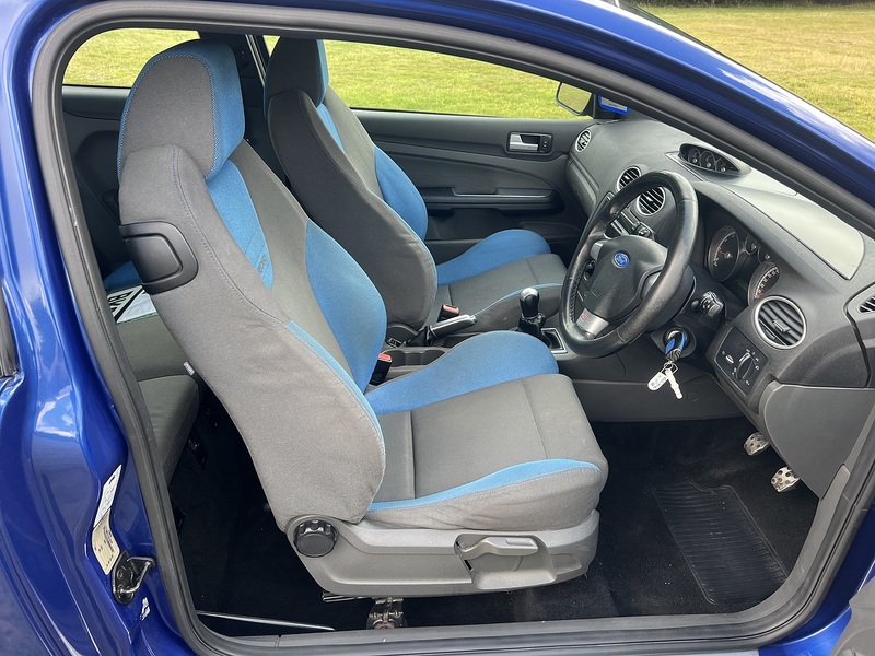 Ford Focus ST-2 - U11327