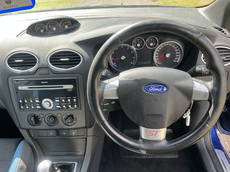 Ford Focus ST-2 - U11327