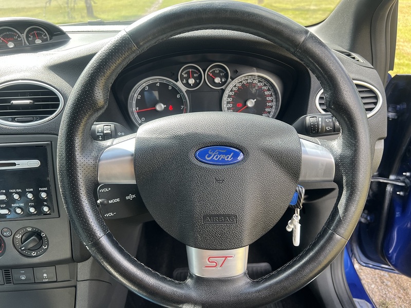 Ford Focus ST-2 - U11327