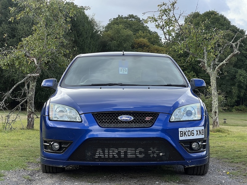 Ford Focus ST-2 - U11327
