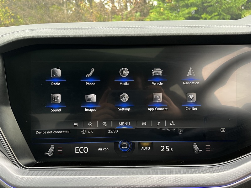 Volkswagen Touareg TDI V6 Black Edition - U11329