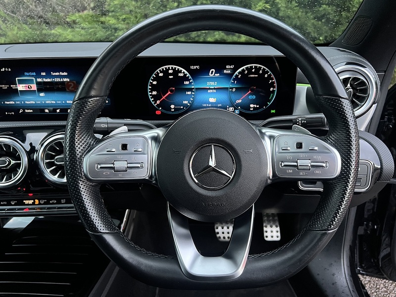 Mercedes-Benz CLA CLA250e AMG Line Night Edition - U11331