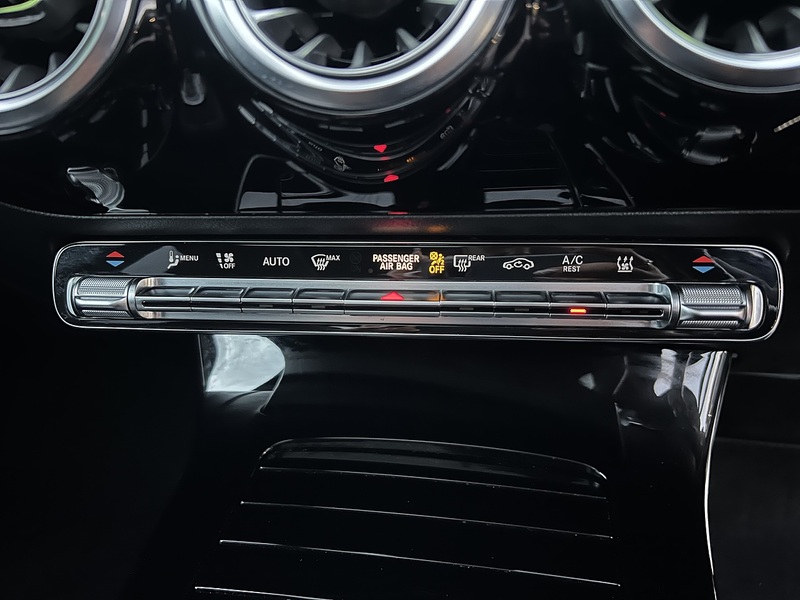 Mercedes-Benz CLA CLA250e AMG Line Night Edition - U11331