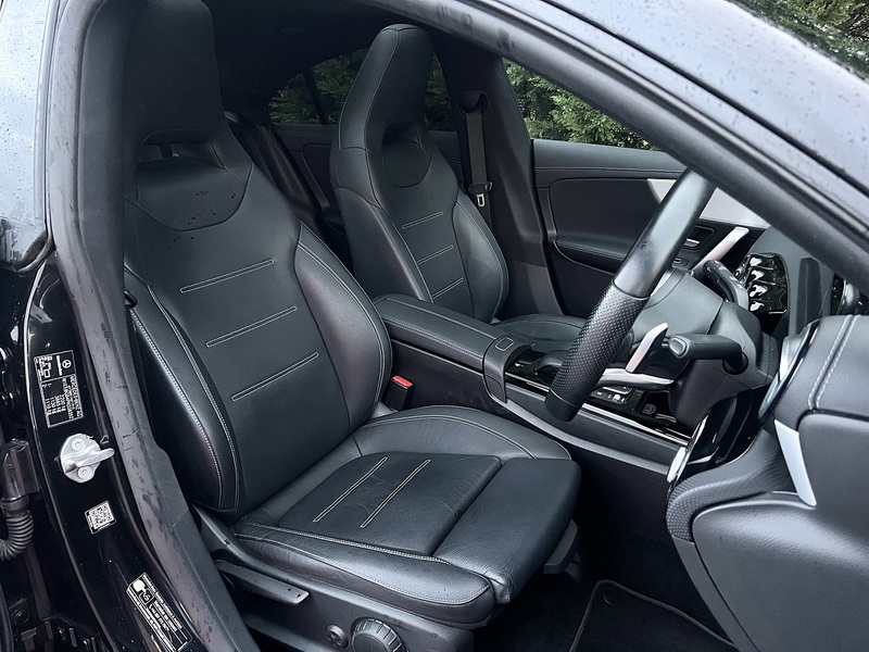 Mercedes-Benz CLA CLA250e AMG Line Night Edition - U11331