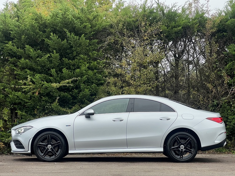 Mercedes-Benz CLA CLA250e AMG Line - U11333