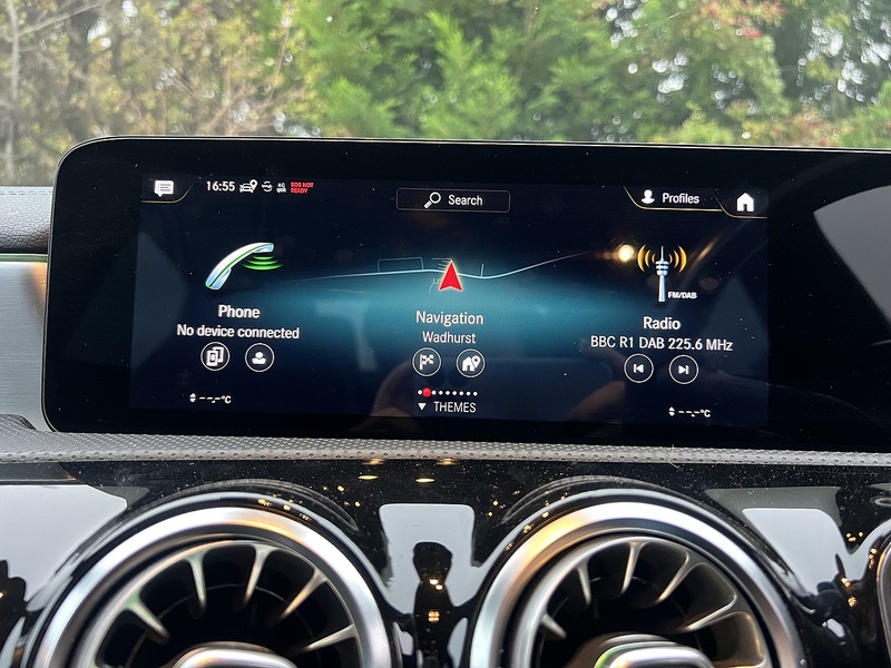 Mercedes-Benz CLA CLA250e AMG Line - U11333