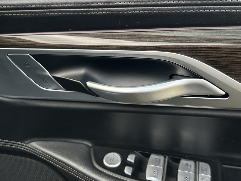 BMW 7 Series 730Ld Exclusive - U11335