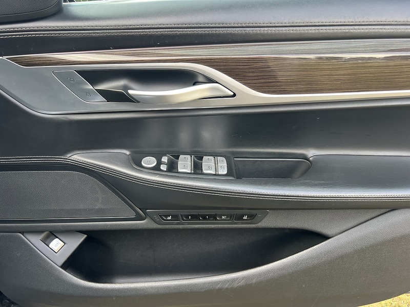 BMW 7 Series 730Ld Exclusive - U11335