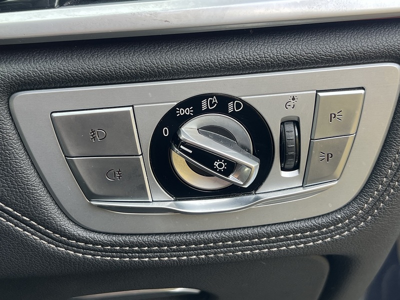 BMW 7 Series 730Ld Exclusive - U11335