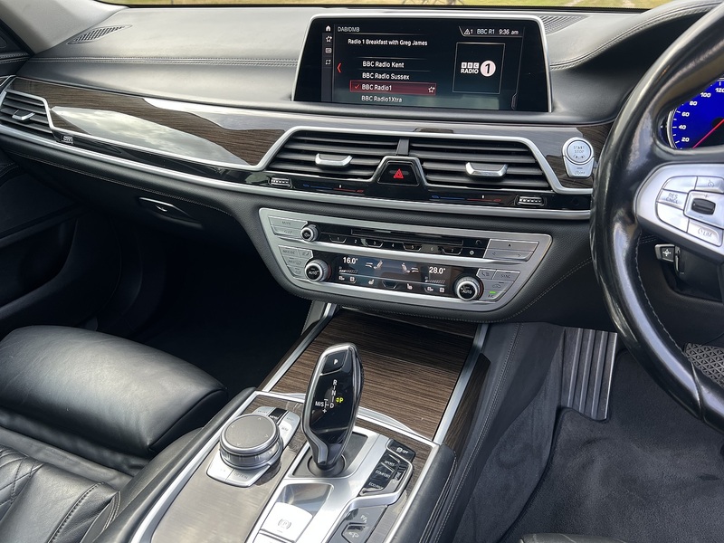 BMW 7 Series 730Ld Exclusive - U11335
