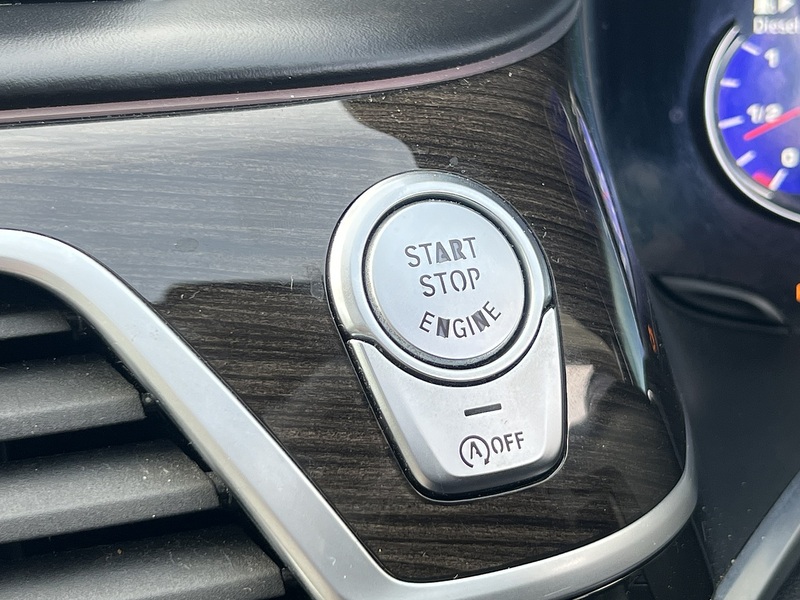 BMW 7 Series 730Ld Exclusive - U11335