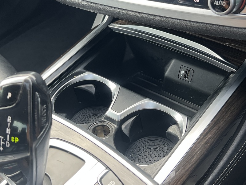 BMW 7 Series 730Ld Exclusive - U11335