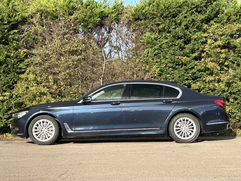 BMW 7 Series 730Ld Exclusive - U11335